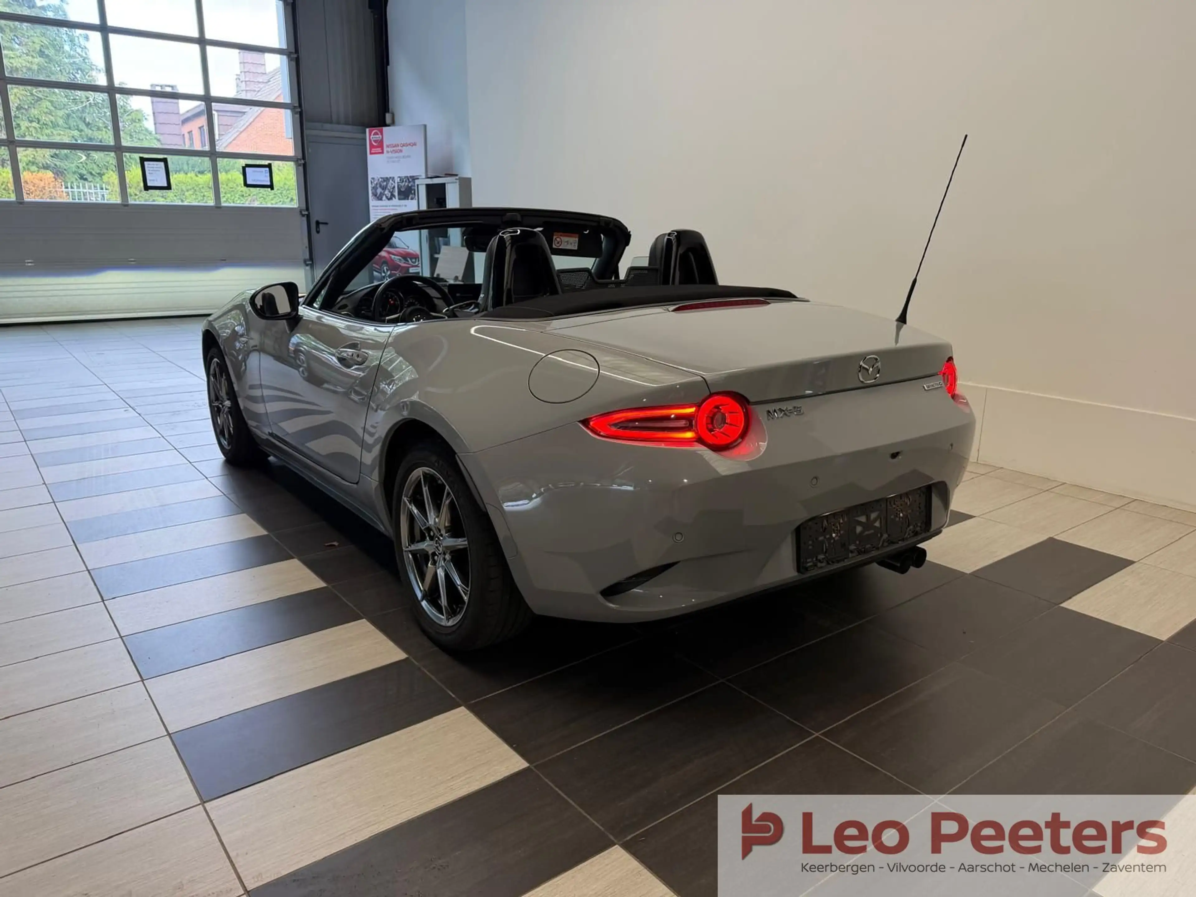 Mazda MX-5 1.5i / Bose / Leder / Camera / /Aero Gray / Nieuwstaat /Fabrieksgarantie tot 2030 — photo 8