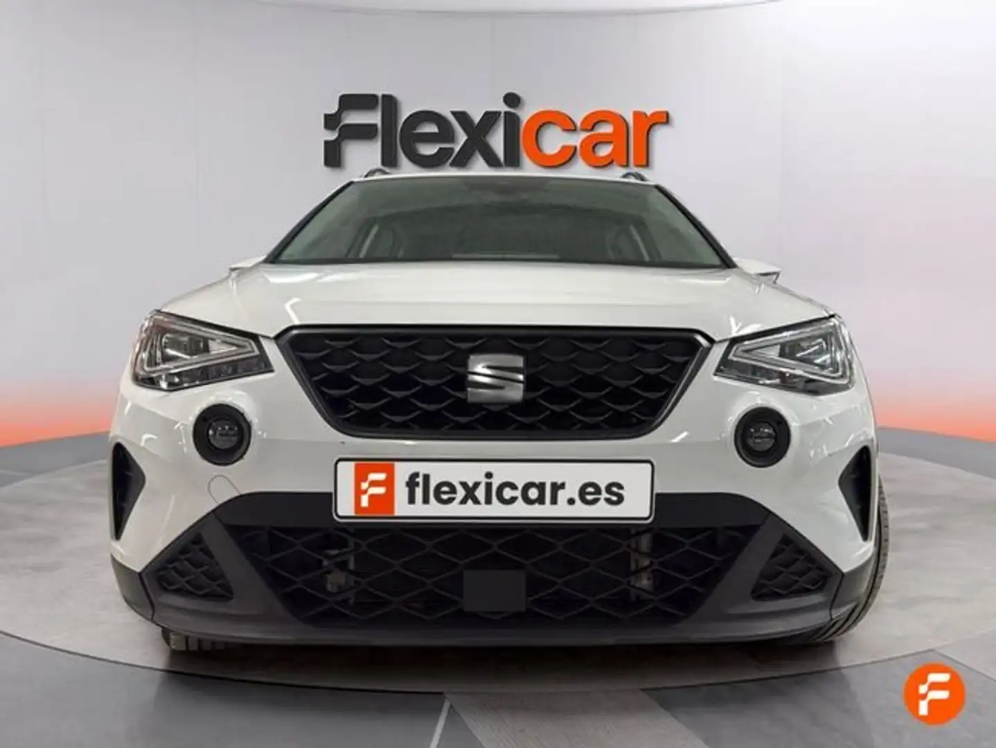 SEAT Arona 1.0 TSI 81kW (110CV) DSG FR XL Blanco - 2