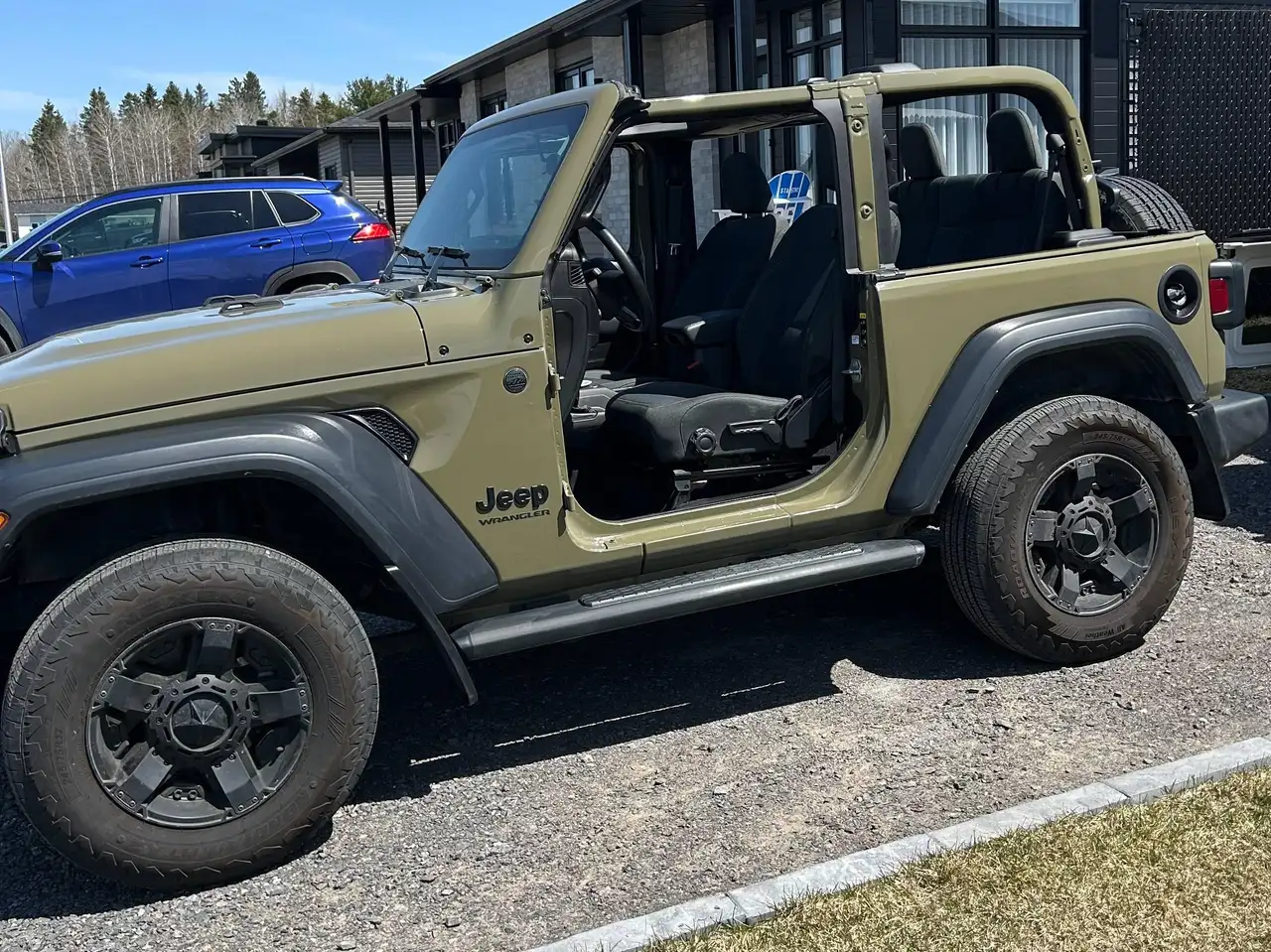 Jeep Wrangler снимка Jeep Wrangler