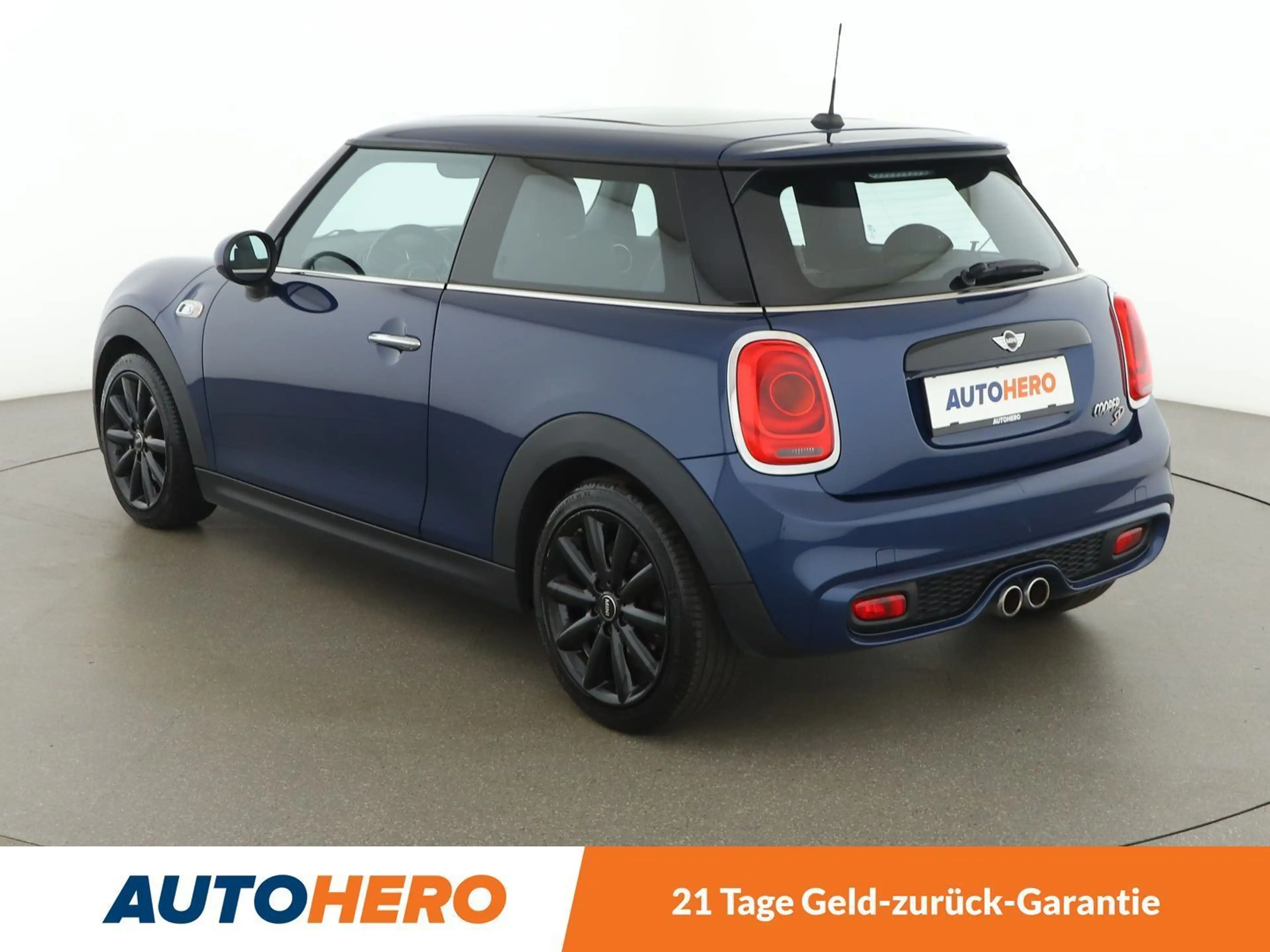 MINI Cooper SD Cooper SD Aut. *LED*PANO*TEMPO*BT* — photo 4