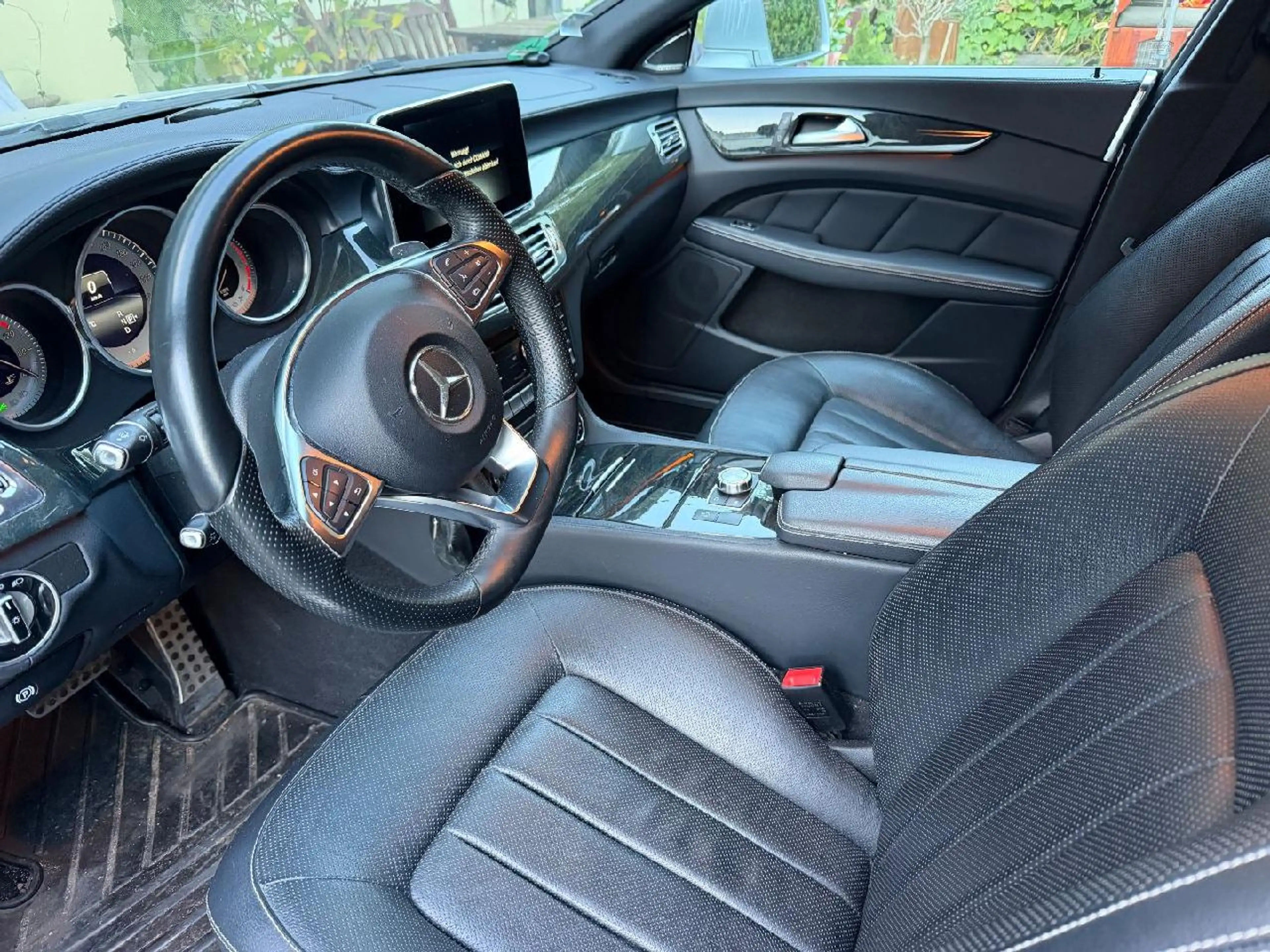 Mercedes-Benz CLS 350 CLS 350d BlueTec 4Matic*ILS*3Z-Klima*360°Leder — photo 7