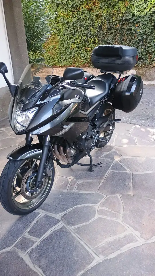 Yamaha XJ 6