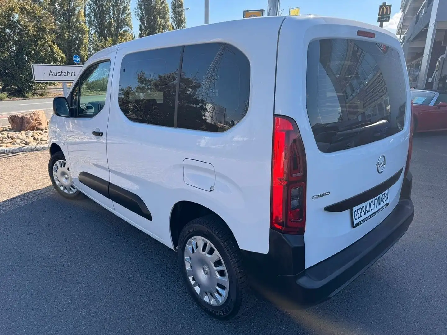 Opel Combo Life 1.5 (102PS) Klima Weiß - 2