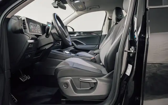 Volkswagen Tiguan view 14