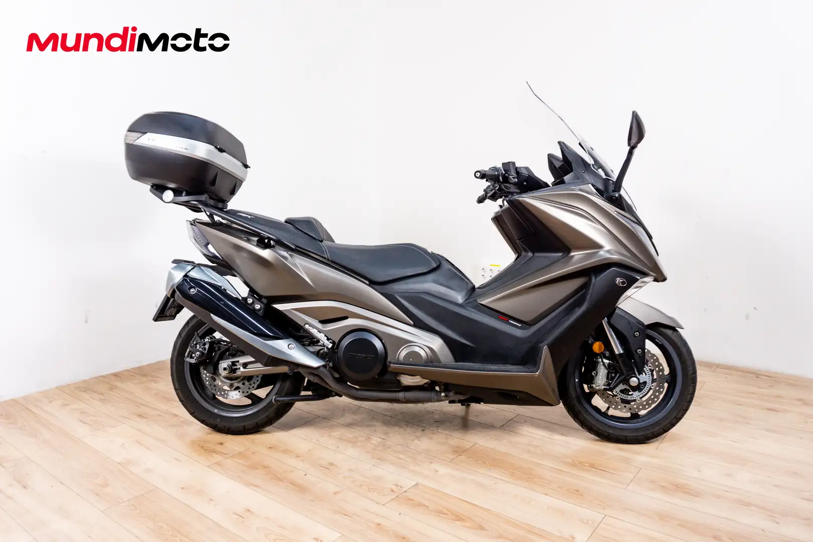Kymco AK 550 - 1