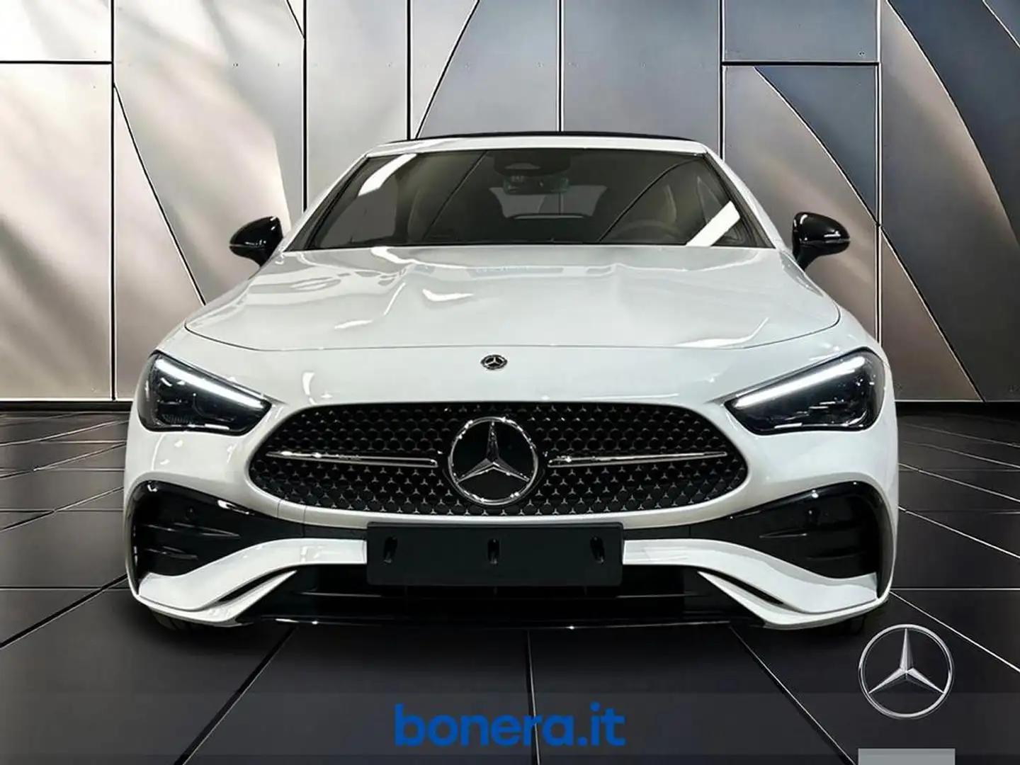 Mercedes-Benz CLE 220 Cabrio d AMG Line Advanced auto Bianco - 2
