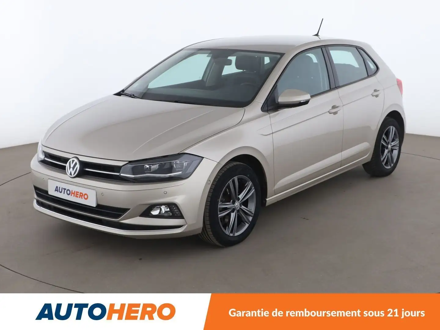 Volkswagen Polo 1.0 TSI Carat Beige - 1