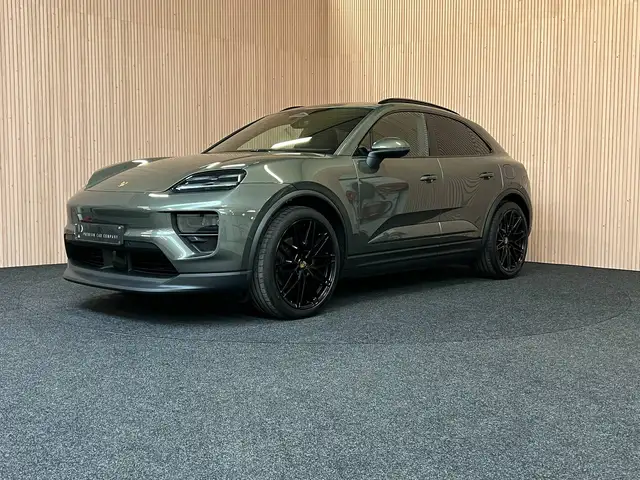 Porsche Macan Macan 4| Pano| Luchtvering| 22"| SLECHTS 1668 KM