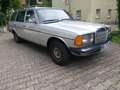 Mercedes-Benz 230 Baureihe 123 TE Silver - thumbnail 2