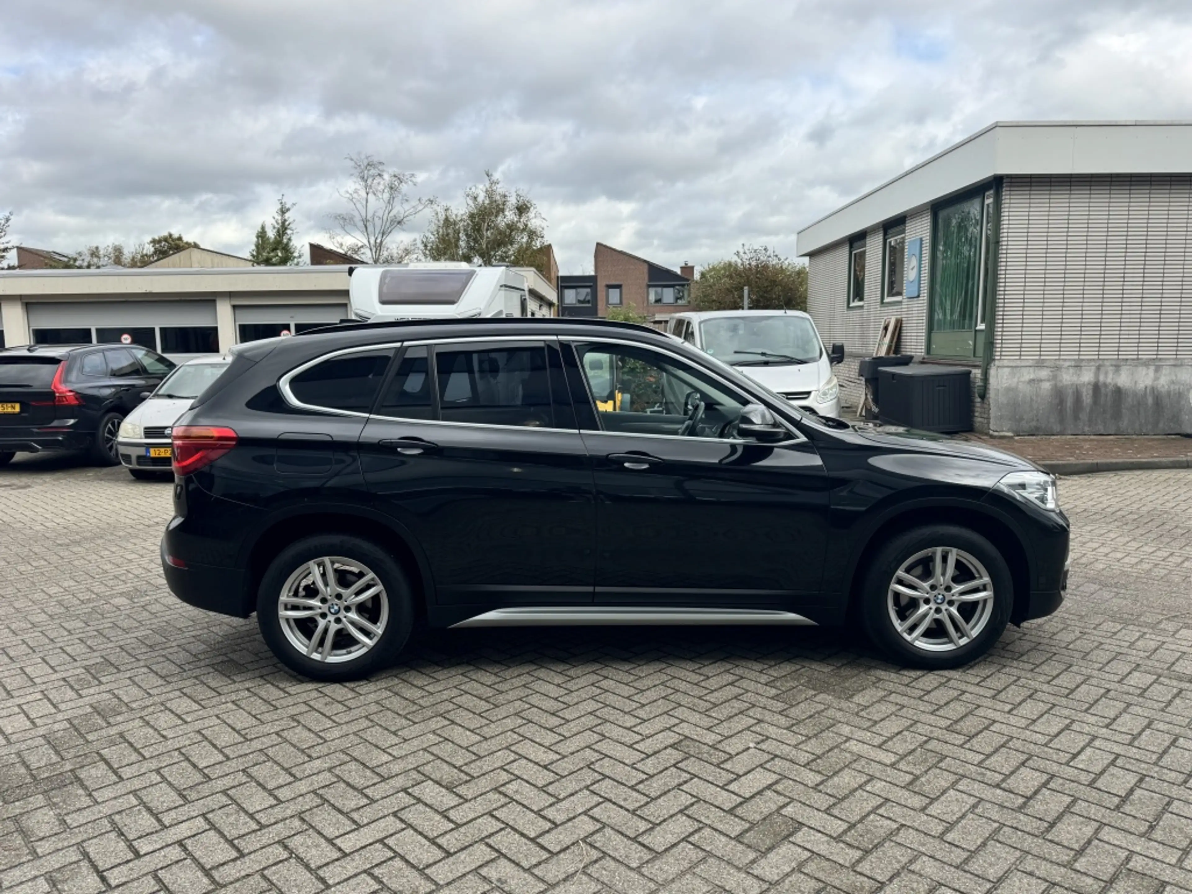 BMW X1 (F48) sDrive18i 140pk Aut Steptronic Edition — photo 6