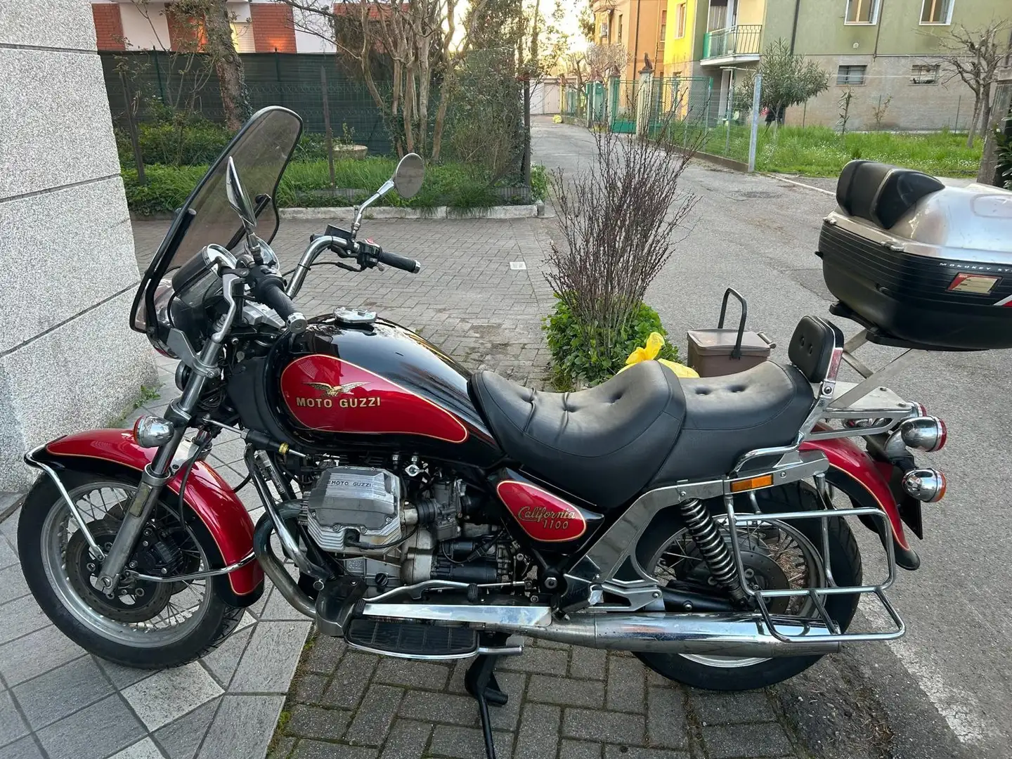 Moto Guzzi California 1100 EV Roşu - 2