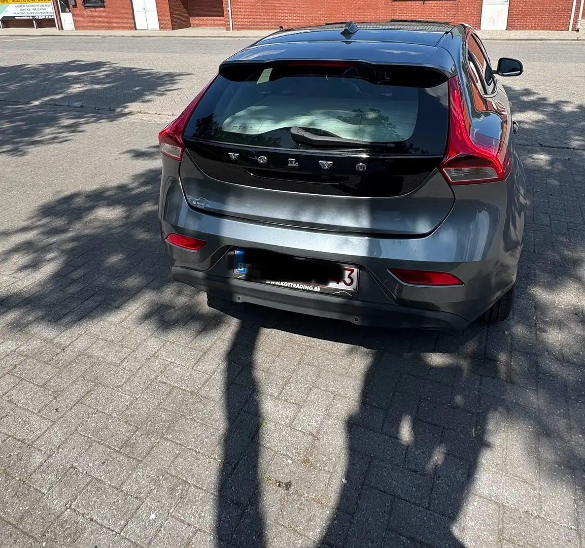 Volvo V40 D2 Geartronic Momentum - 2