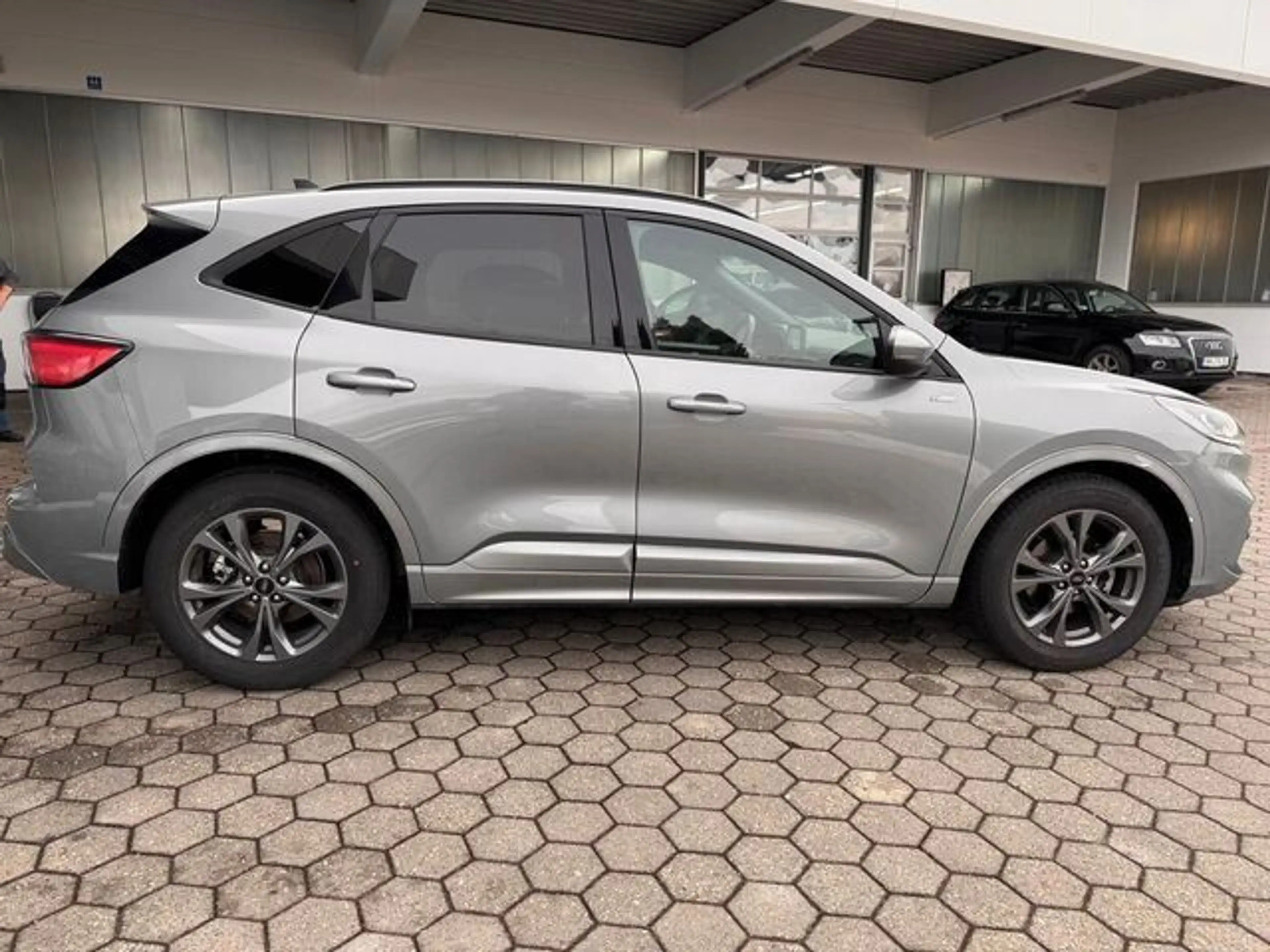 Ford Kuga ST-Line 2.0TDCI ST-Line AUTOMATIK*NAVI — photo 6