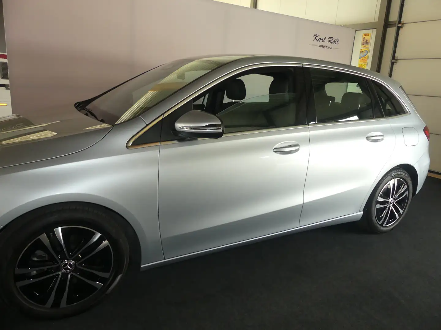 Mercedes-Benz B 200 Progressive Line Advanced, Torwinkel, Winterpaket. Silber - 2