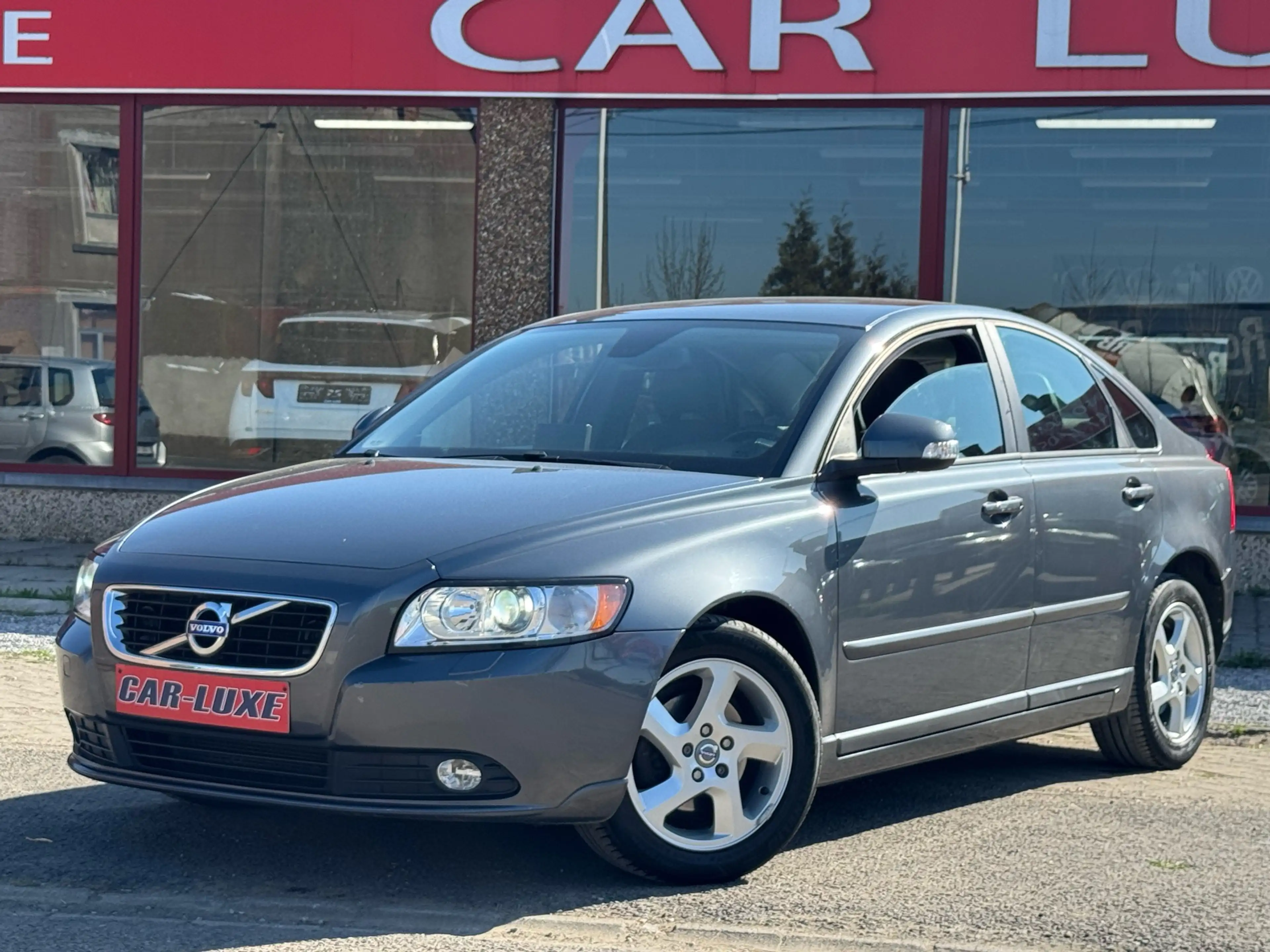 Volvo S40 2.0i 145CV SUMMUM GRAND GPS CUIR XENON CLIM FULL