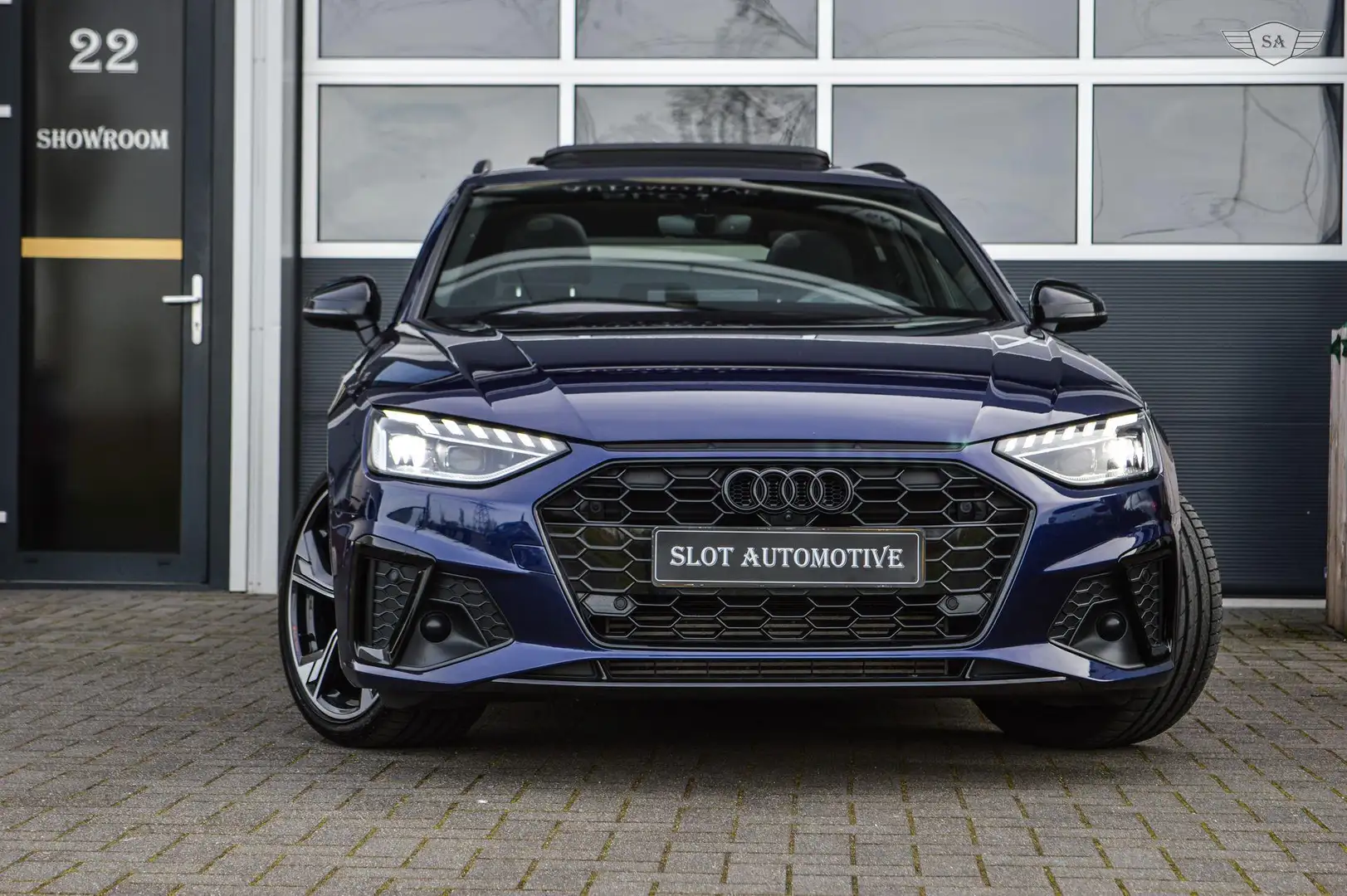 Audi A4 AVANT|S-EDITION|35TFSI |BLACK-OPTIC|360 CAMERA|PAN Bleu - 2