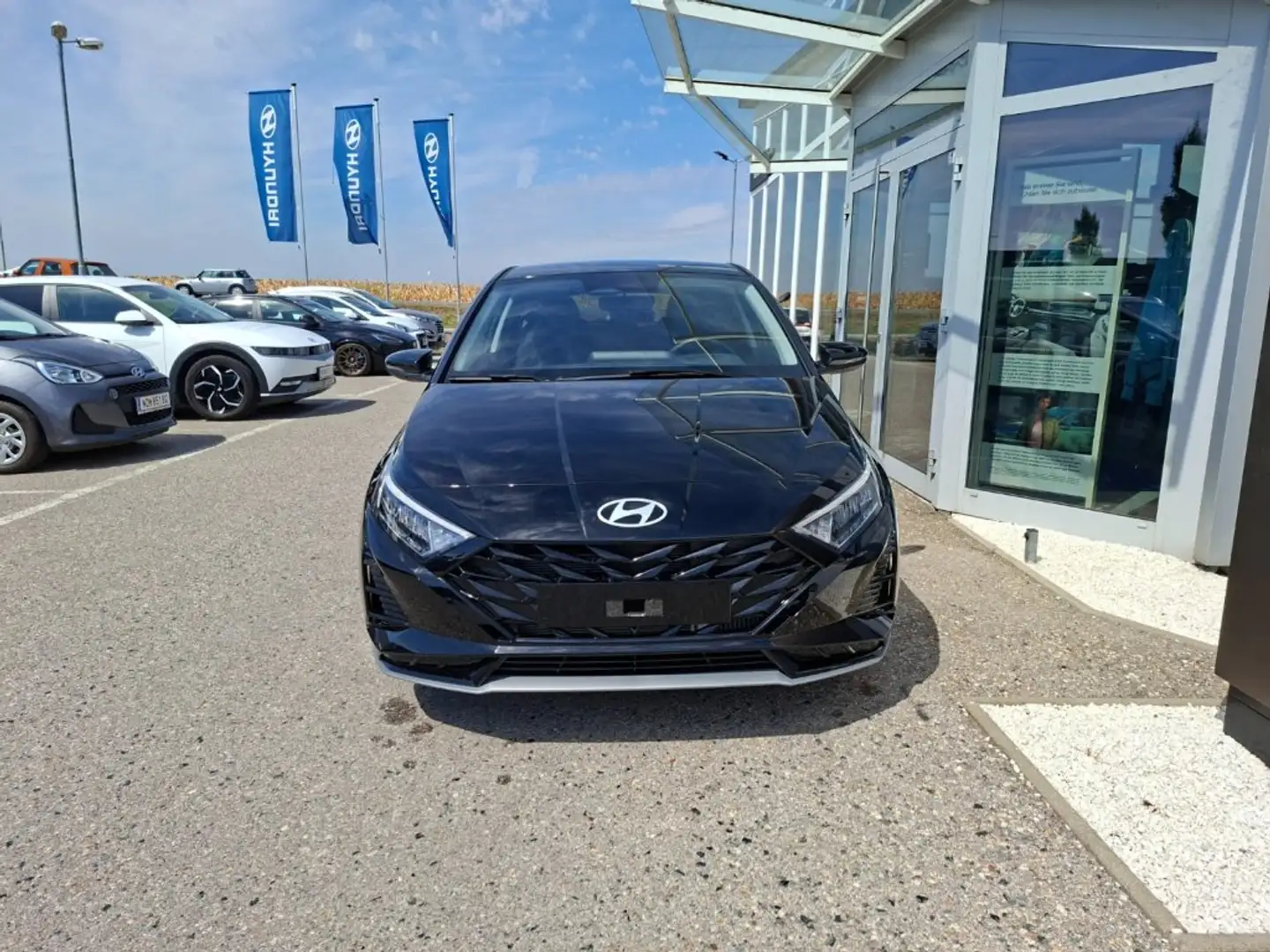 Hyundai i20 (BC3) Comfort Line 1.0 T-GDI b6bc1 Schwarz - 2