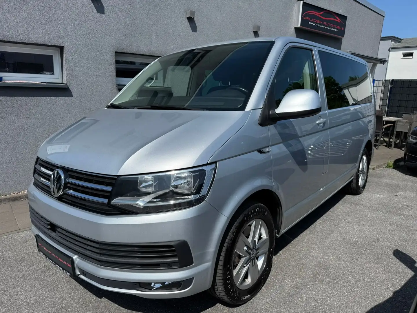 Volkswagen T6 Multivan Comfortline Scheckheft 8-fach Silber - 1