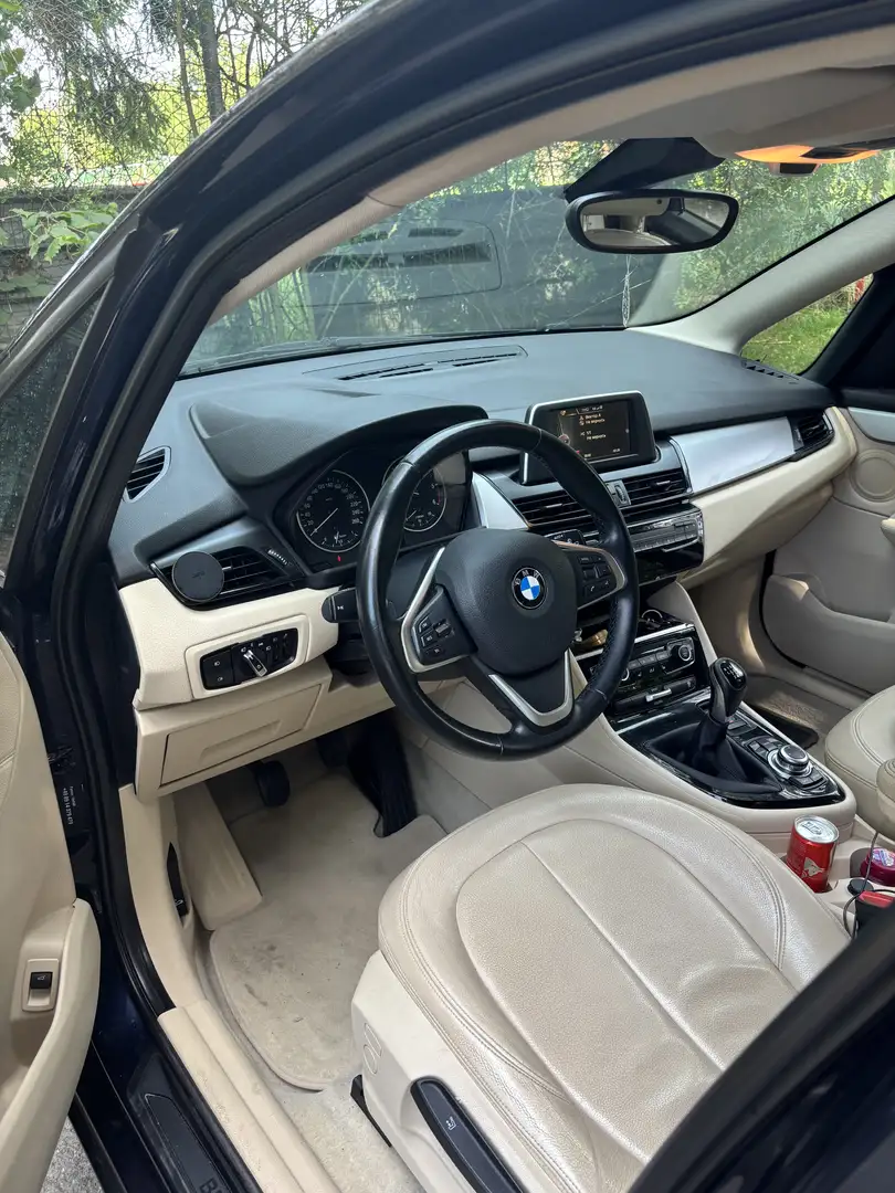 BMW 216 Active Tourer d - 1