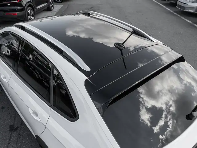 Volvo V60 Cross Country view 19