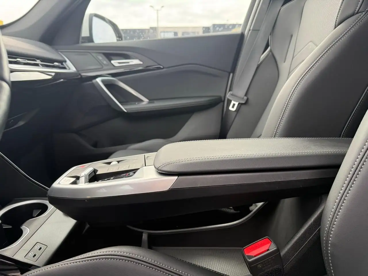 BMW X1 снимка BMW X1