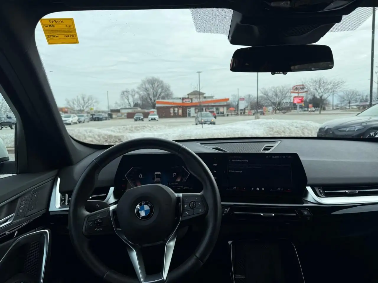 BMW X1 снимка BMW X1