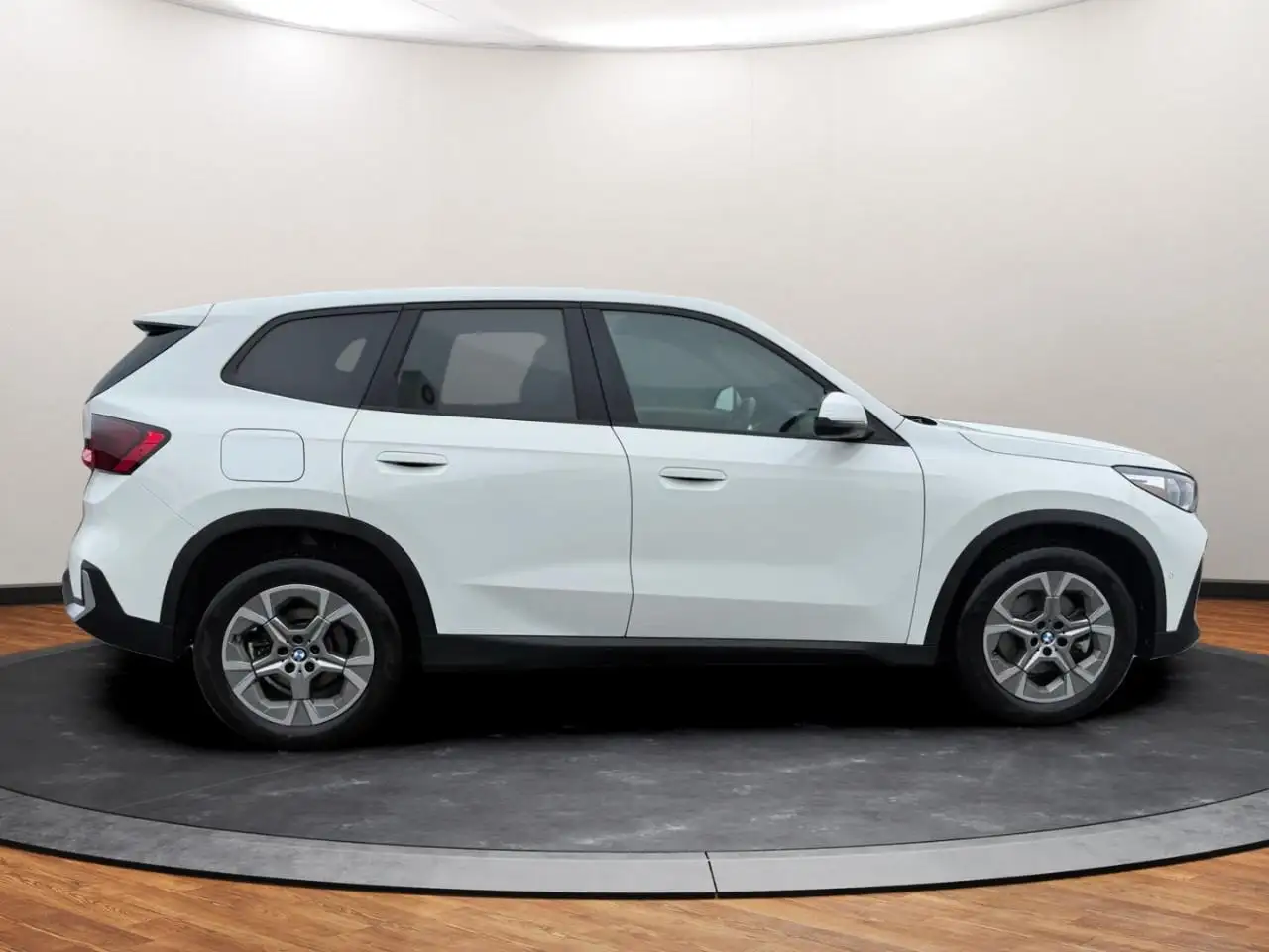 BMW X1 снимка BMW X1