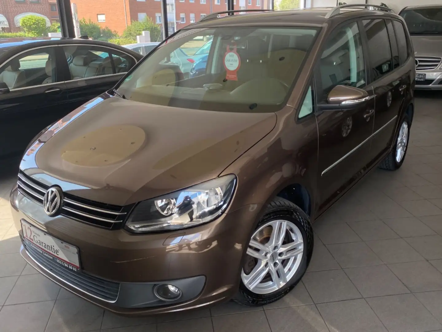 Volkswagen Touran Highline MultiLenkrad~Tempomat~7Sitze~Benzin/Gas Brązowy - 1