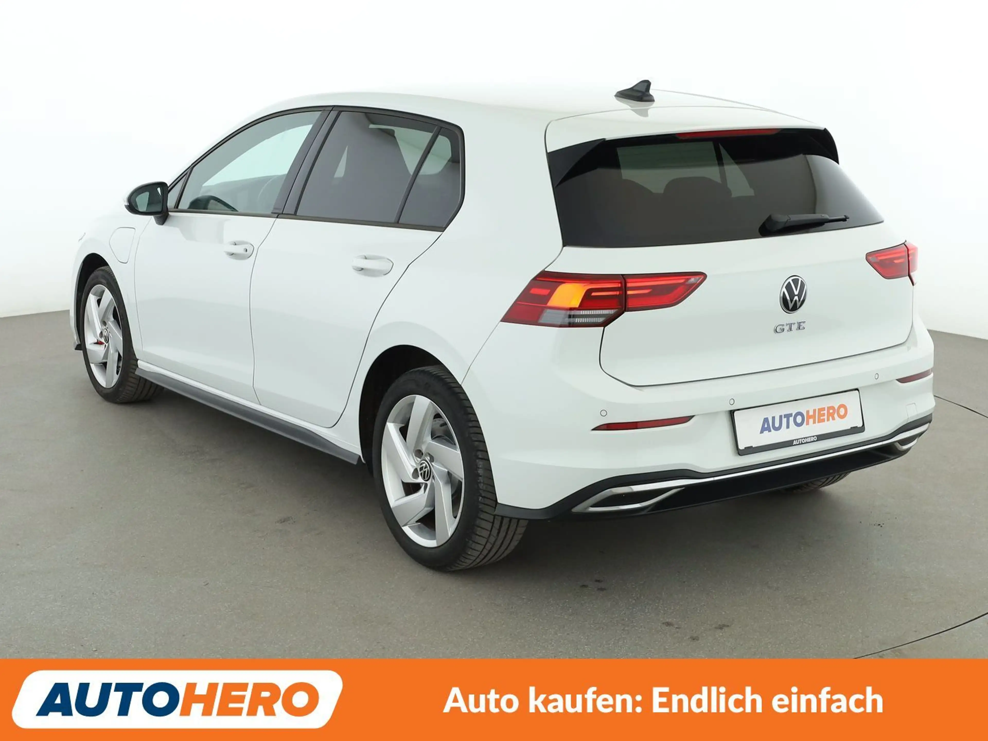 Volkswagen Golf GTE 1.4 GTE Aut.*NAVI*LED*PDC*ACC*SHZ*LHZ*ALU* — photo 4