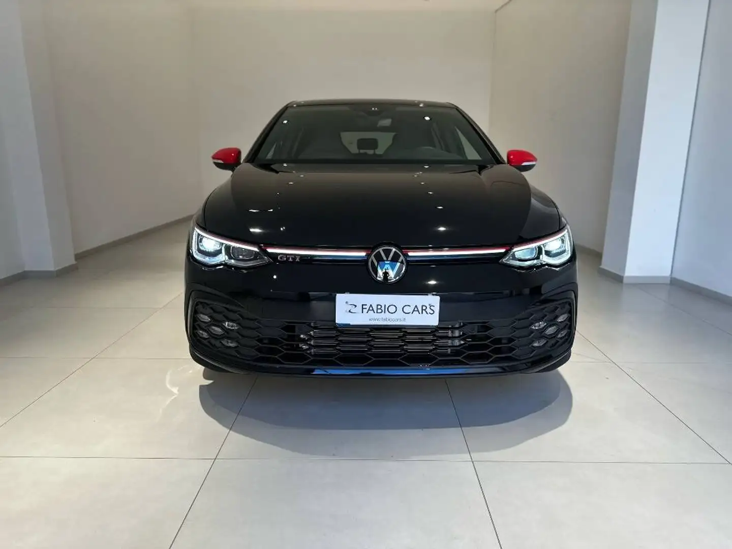 Volkswagen Golf GTI 2.0 tsi GTI 245cv crna - 2