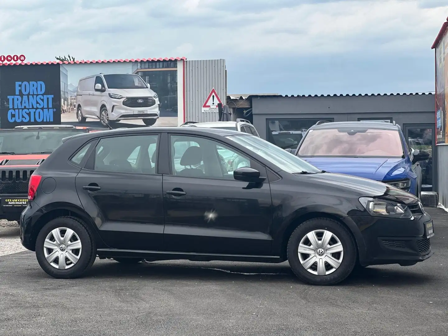 Volkswagen Polo 1.2 Trendline *1-Besitz*Neues Pickerl*Klima* Schwarz - 1