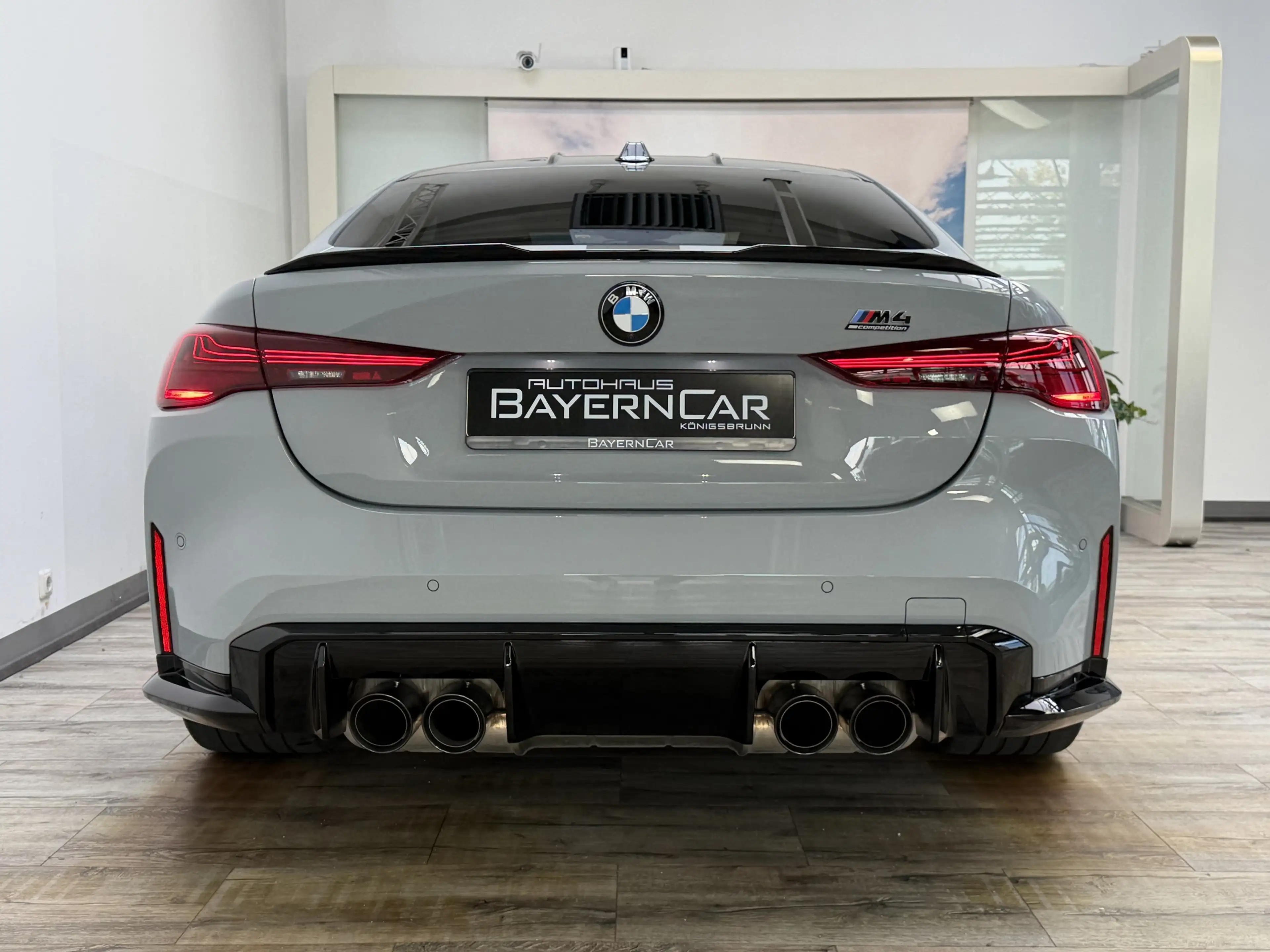 BMW M4 xDrive Comp. Schalensitze ACC 360° M Grafik — photo 6