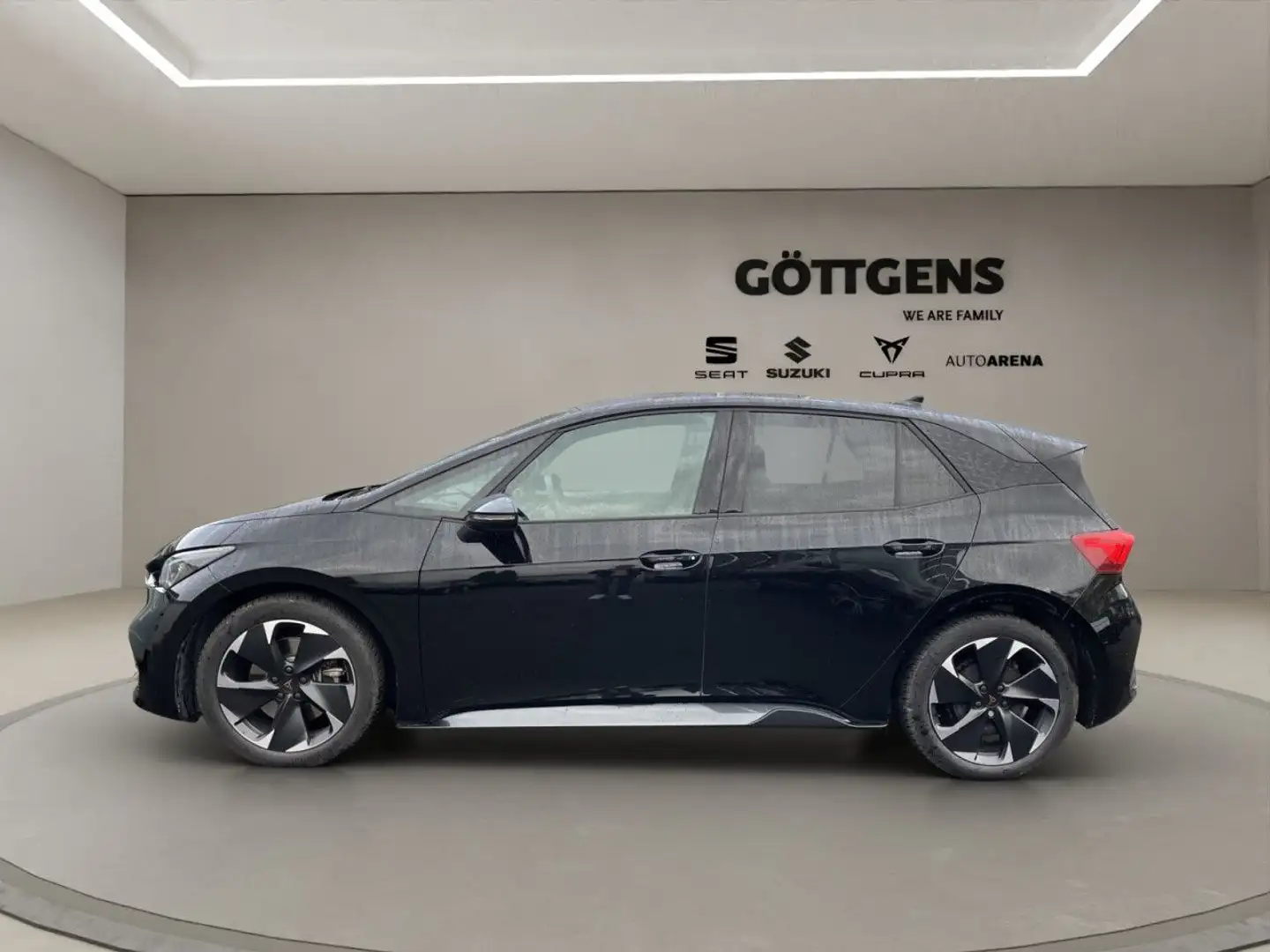 CUPRA Born e-Boost 63kWh 231PS NAVI LED WÄRMWP. 19LM GJR Schwarz - 2