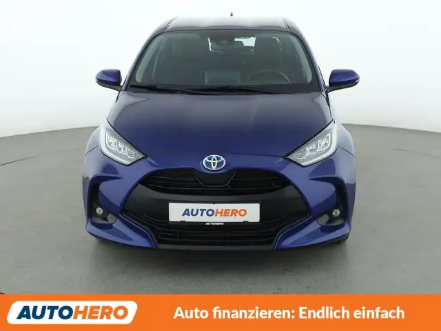 Toyota Yaris view 9