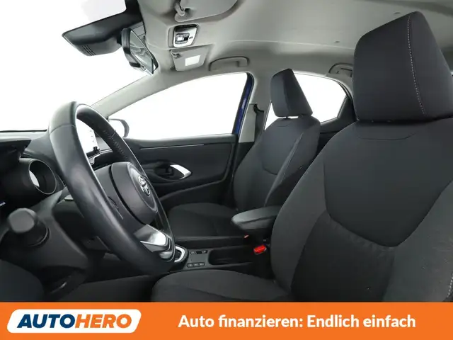 Toyota Yaris view 10