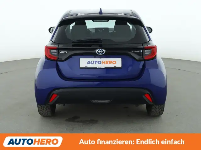 Toyota Yaris view 5