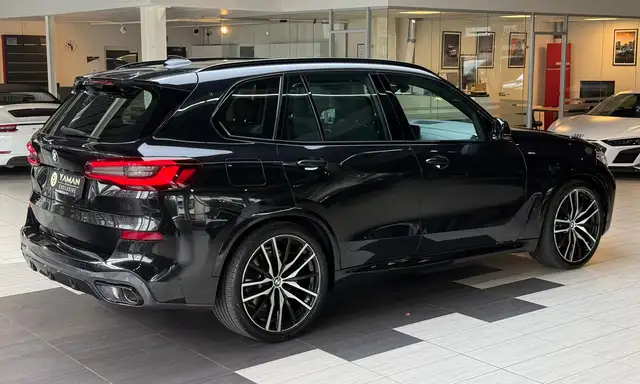 BMW X5 view 7