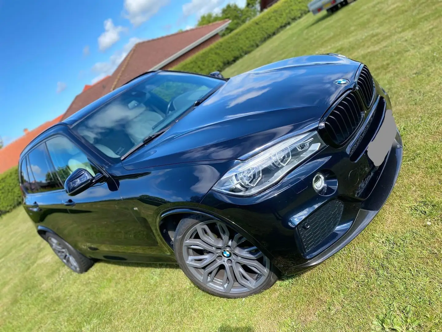 BMW X5 xDrive40d M-PAKET*CARBON*/HUD/PANO/R-CAM*VOLL Schwarz - 1