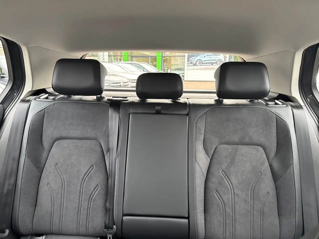 Volkswagen Golf Style 1,5l eTSI 150PS DSG*AHK*NAVI*Area Vie 9