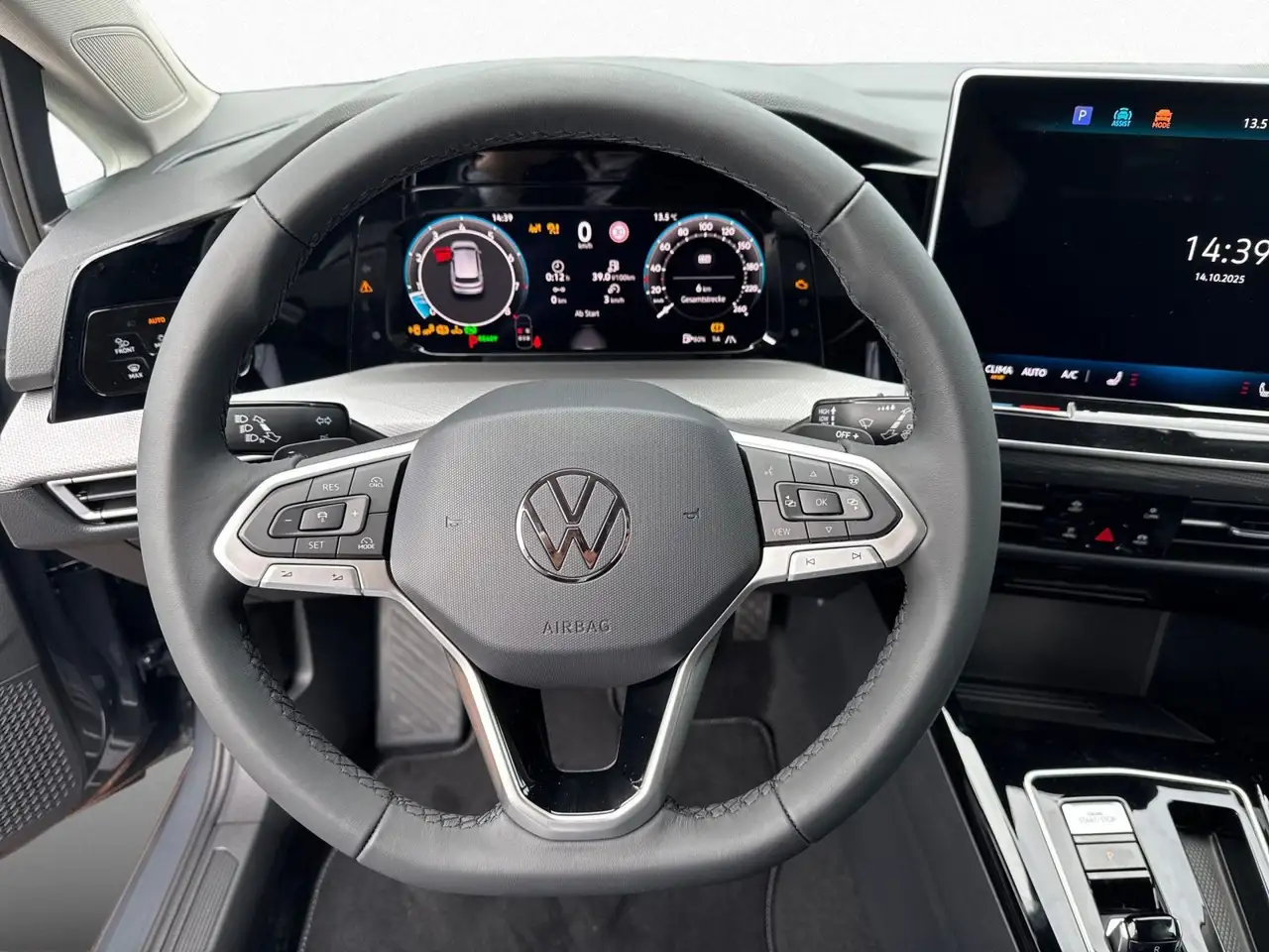 Volkswagen Golf Style 1,5l eTSI 150PS DSG*AHK*NAVI*Area Vie 11