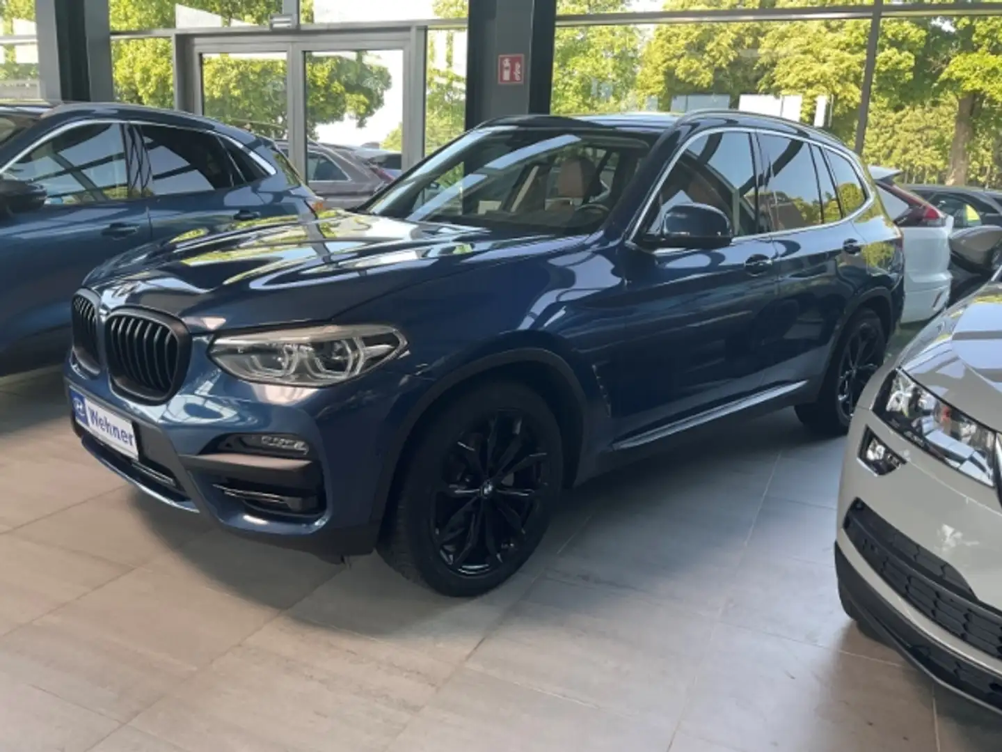 BMW X3 xDrive 20 d xLine *Leder, Navi, Lenkradheizung, PD Blauw - 2