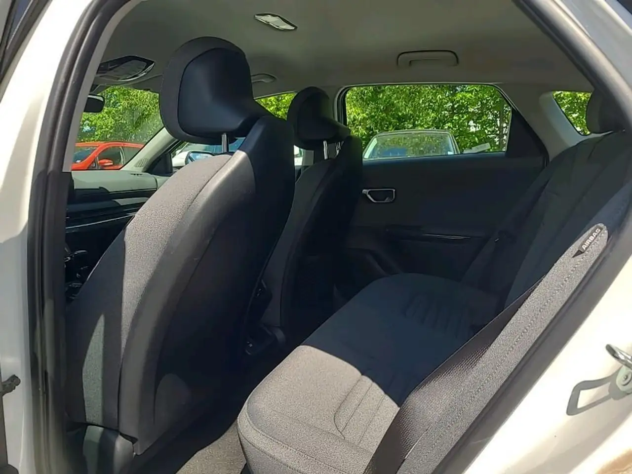 Kia K4 fotografie Kia K4
