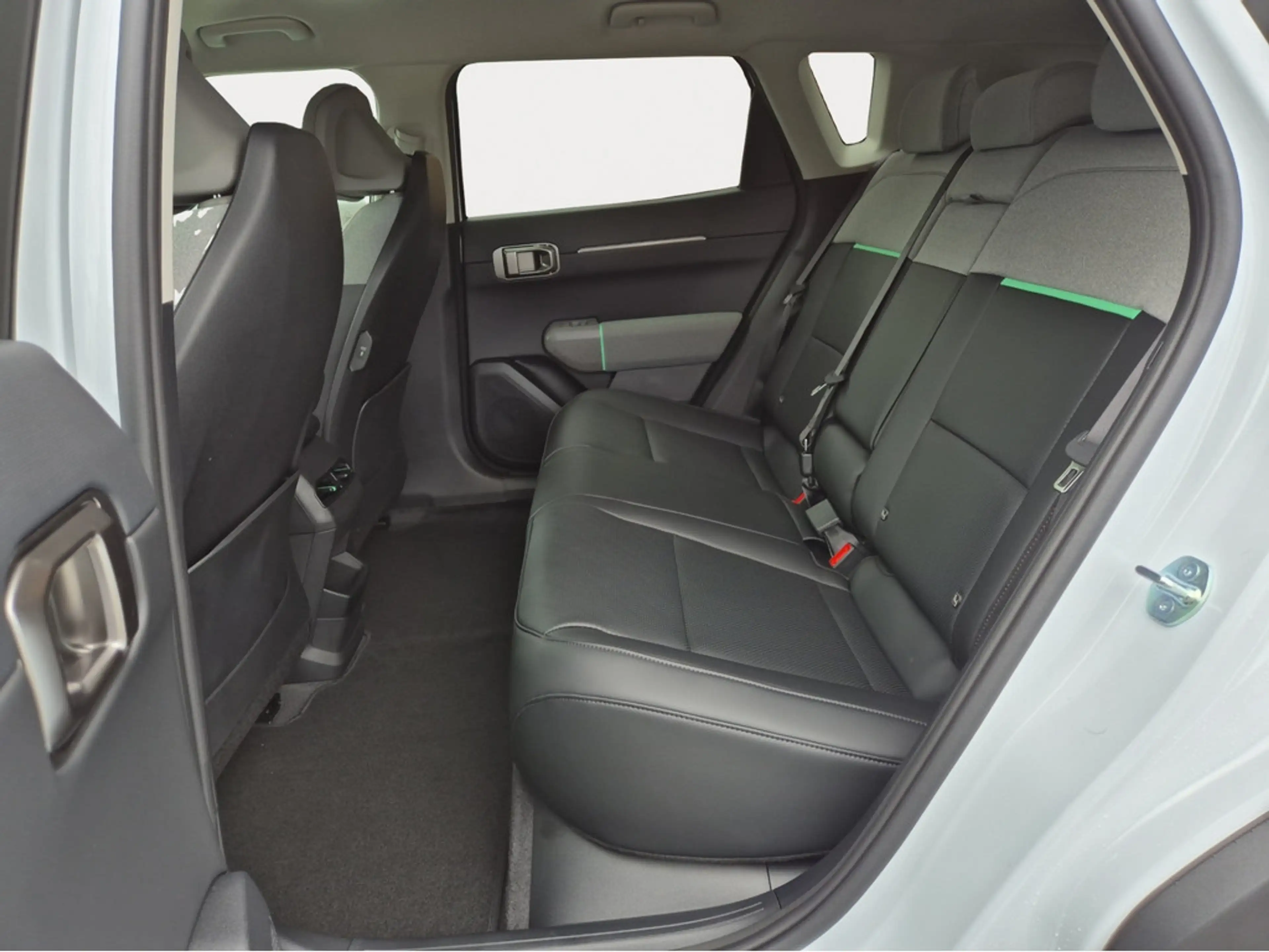 Kia EV4 58.3 kWh Earth | WIC | TECH | UPG — photo 9
