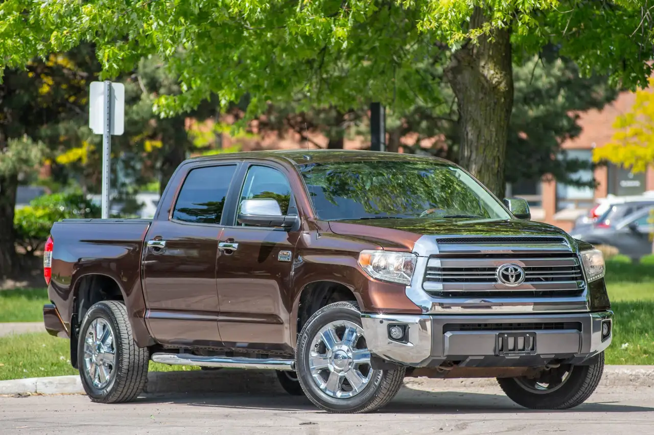 Toyota Tundra photo Toyota Tundra