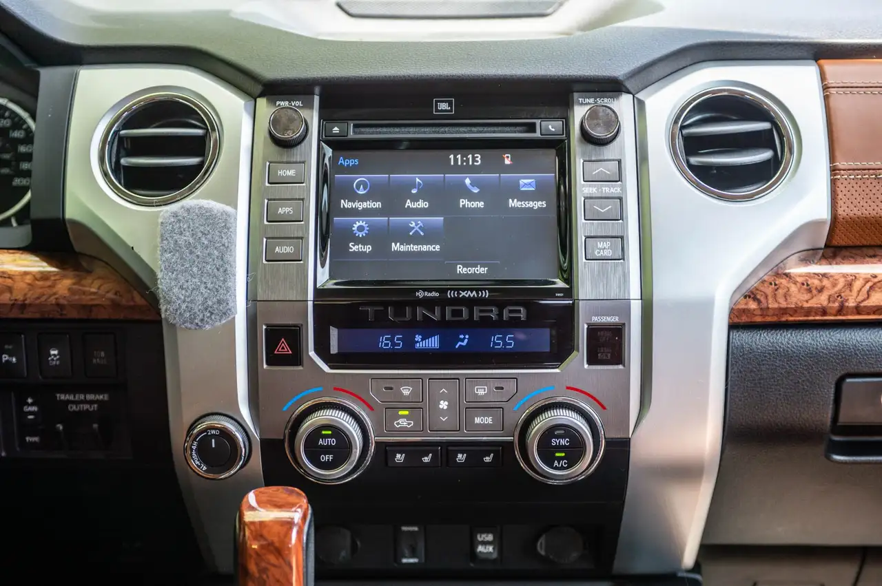 Toyota Tundra photo Toyota Tundra