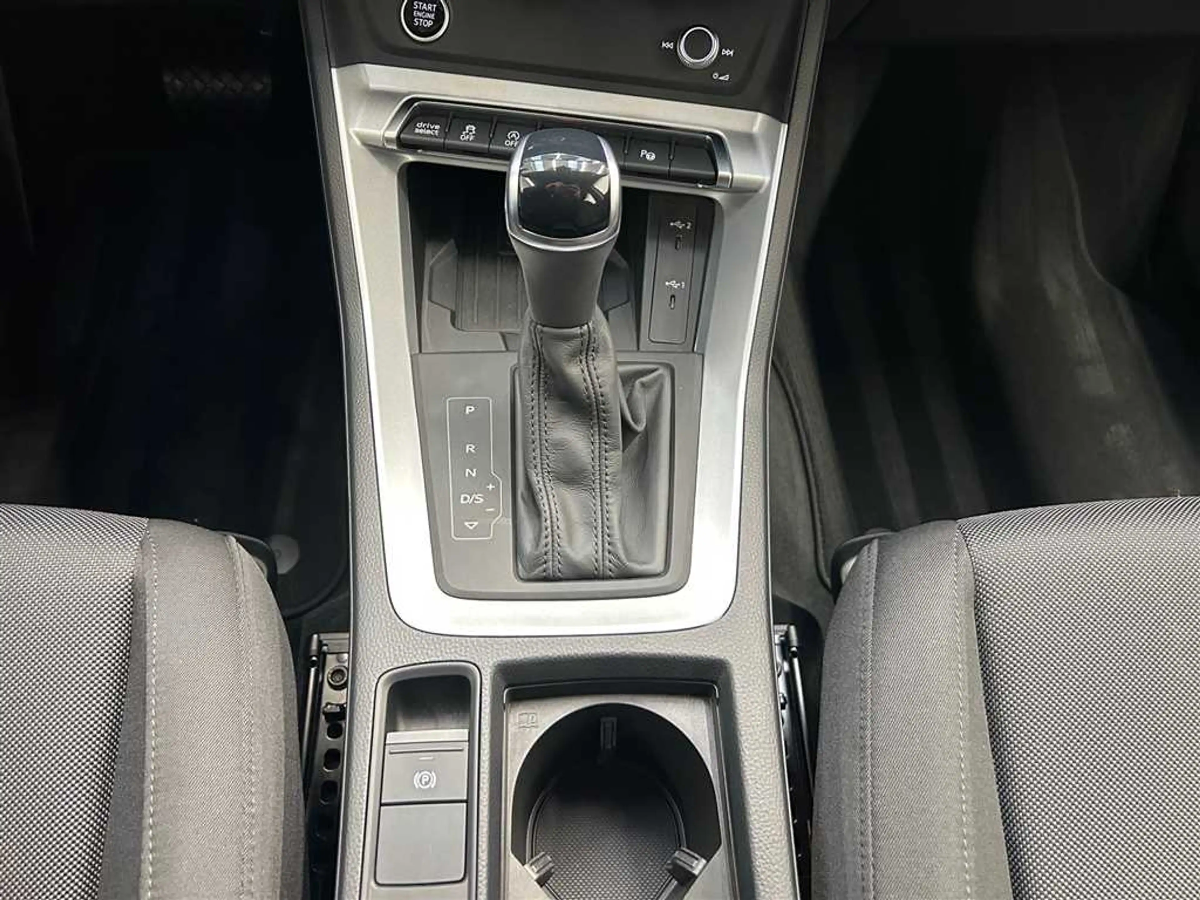 Audi Q3 Sportback S line 35 1.5 TFSI S-tronic — photo 14