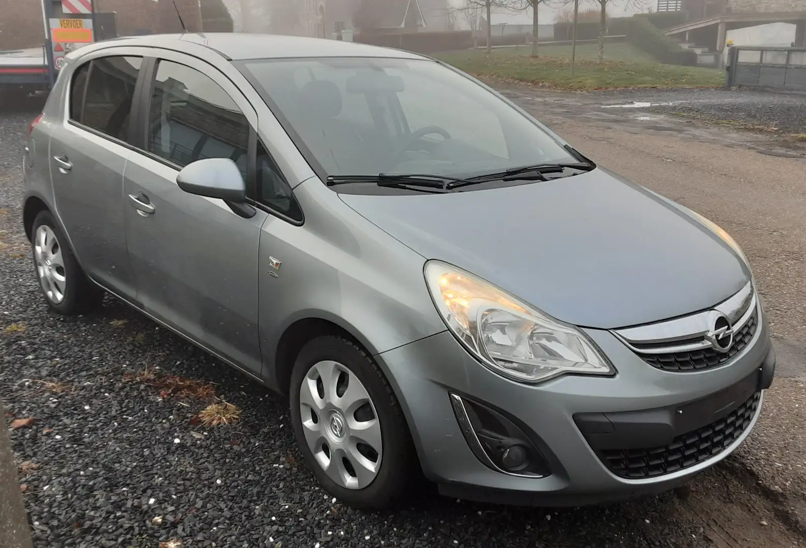 Opel Corsa Argent - 1