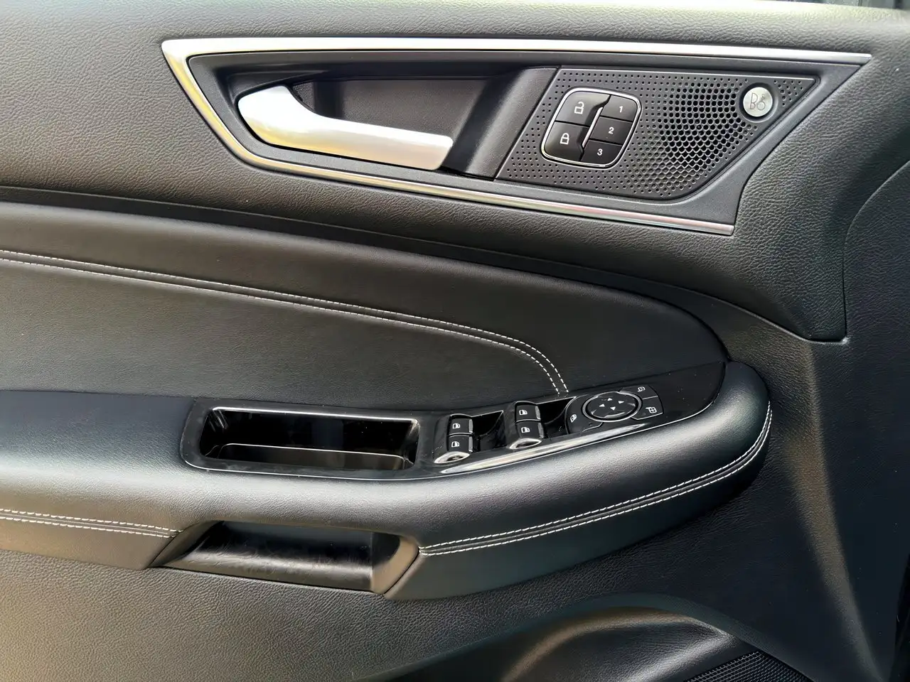 Ford Edge снимка Ford Edge