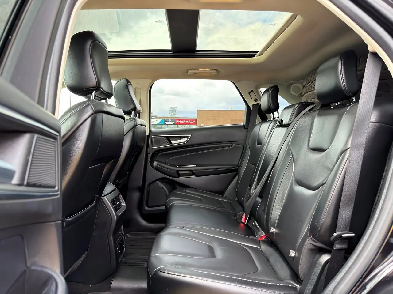 Ford Edge снимка Ford Edge