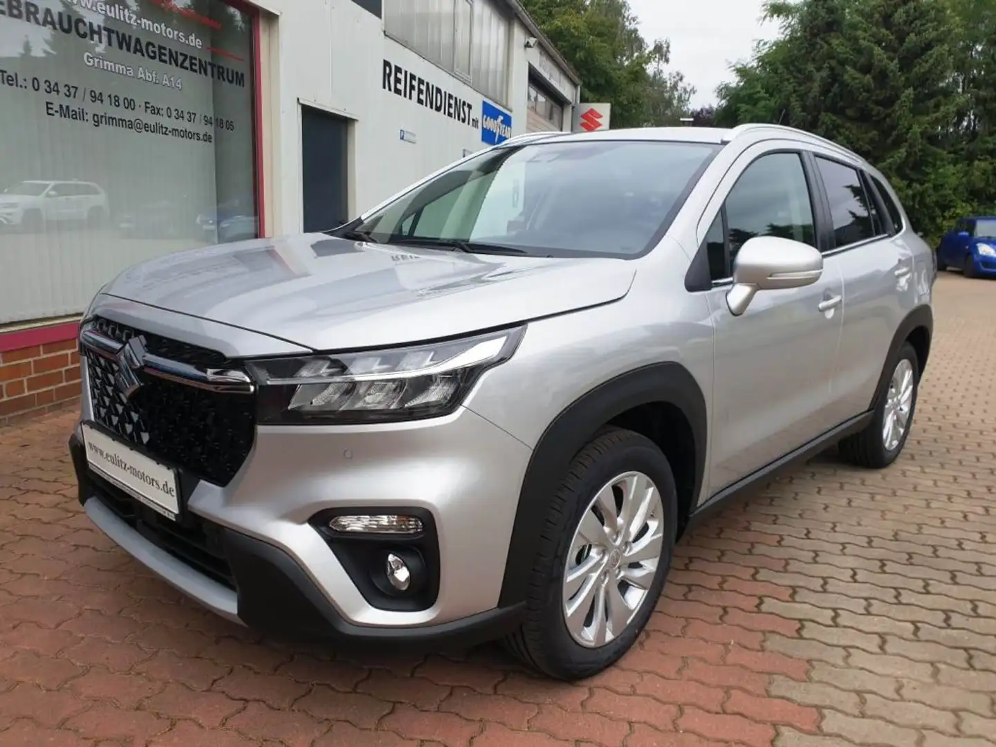 Suzuki S-Cross 1.4 Boosterjet Hybrid ALLGRIP Comfort Argento - 1